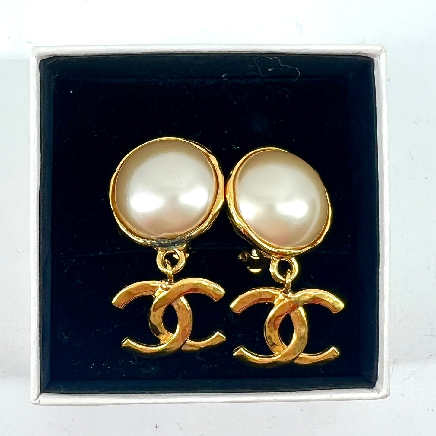 Chanel CC Logo Pearl Earrings