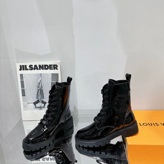 Premium  Louis Vuitton  BOOTS 006