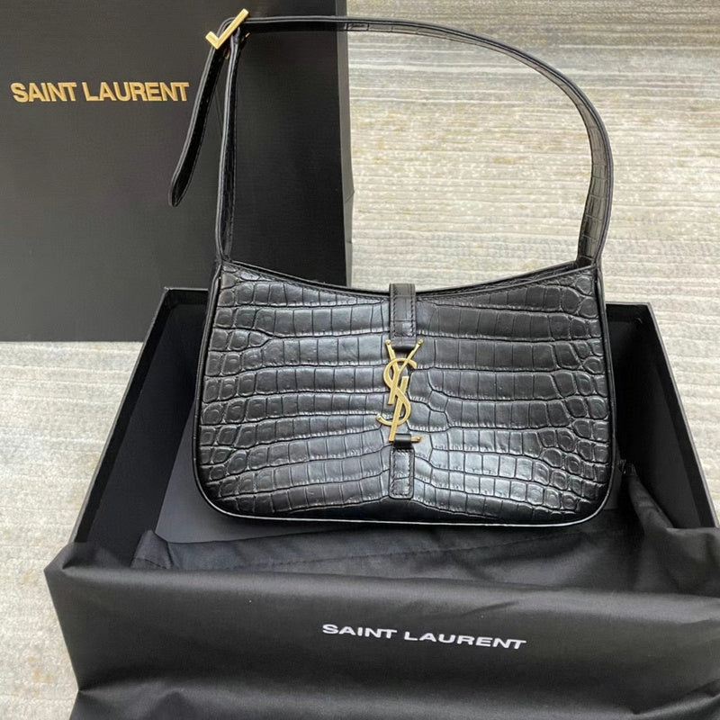 Yves Saint Laurent LE5A7 HOBO BAG 657228EW