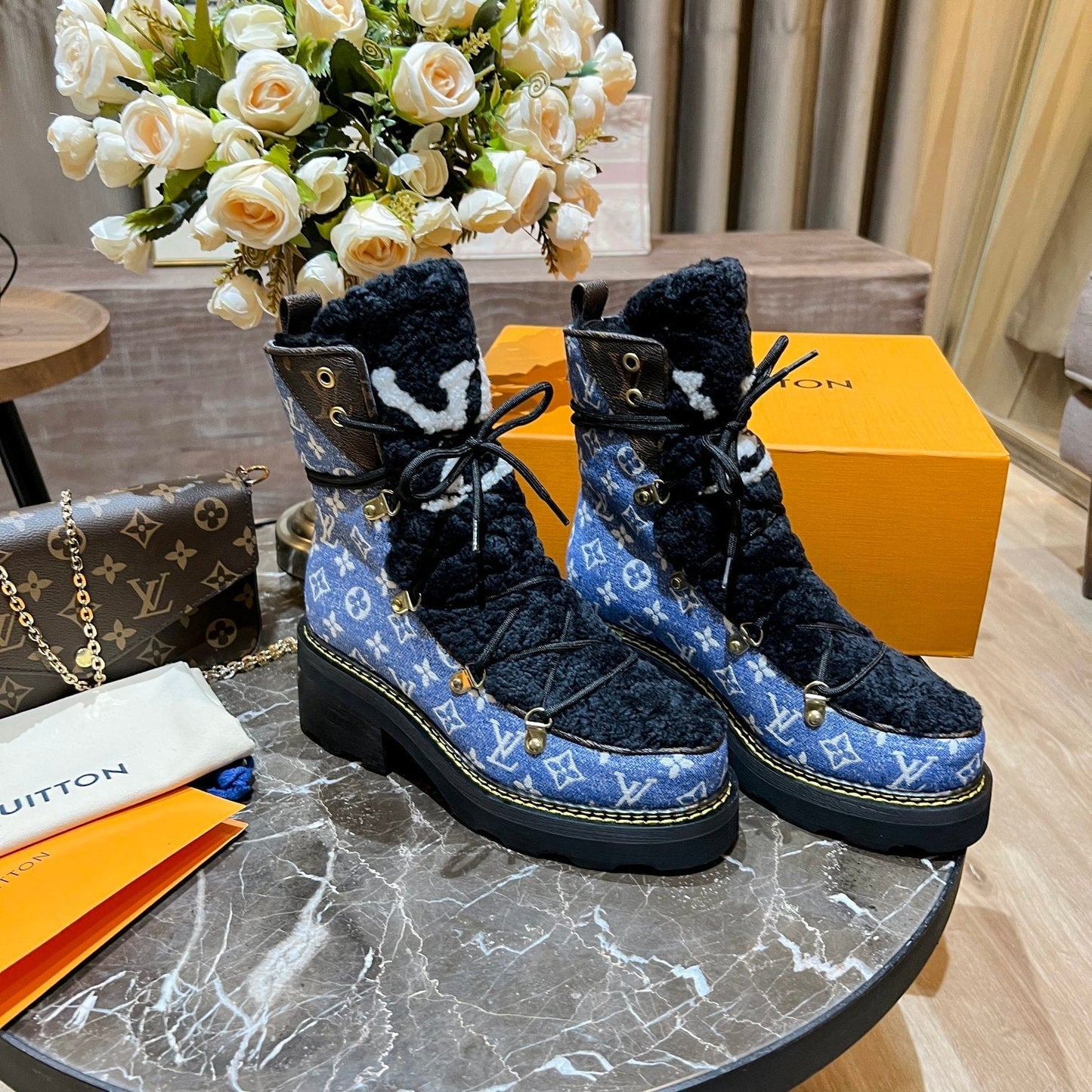 Premium  Louis Vuitton  BOOTS 042