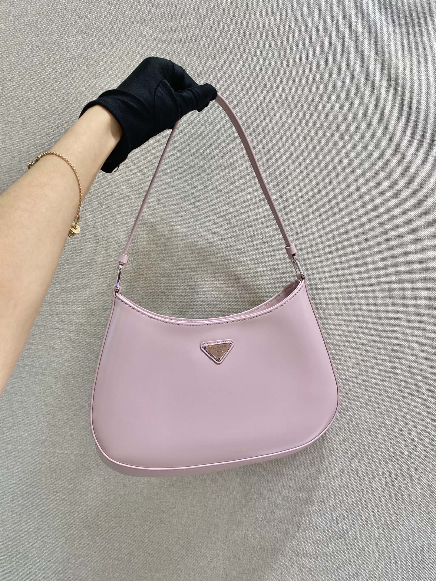 BOLSA PRADA CLEO 26