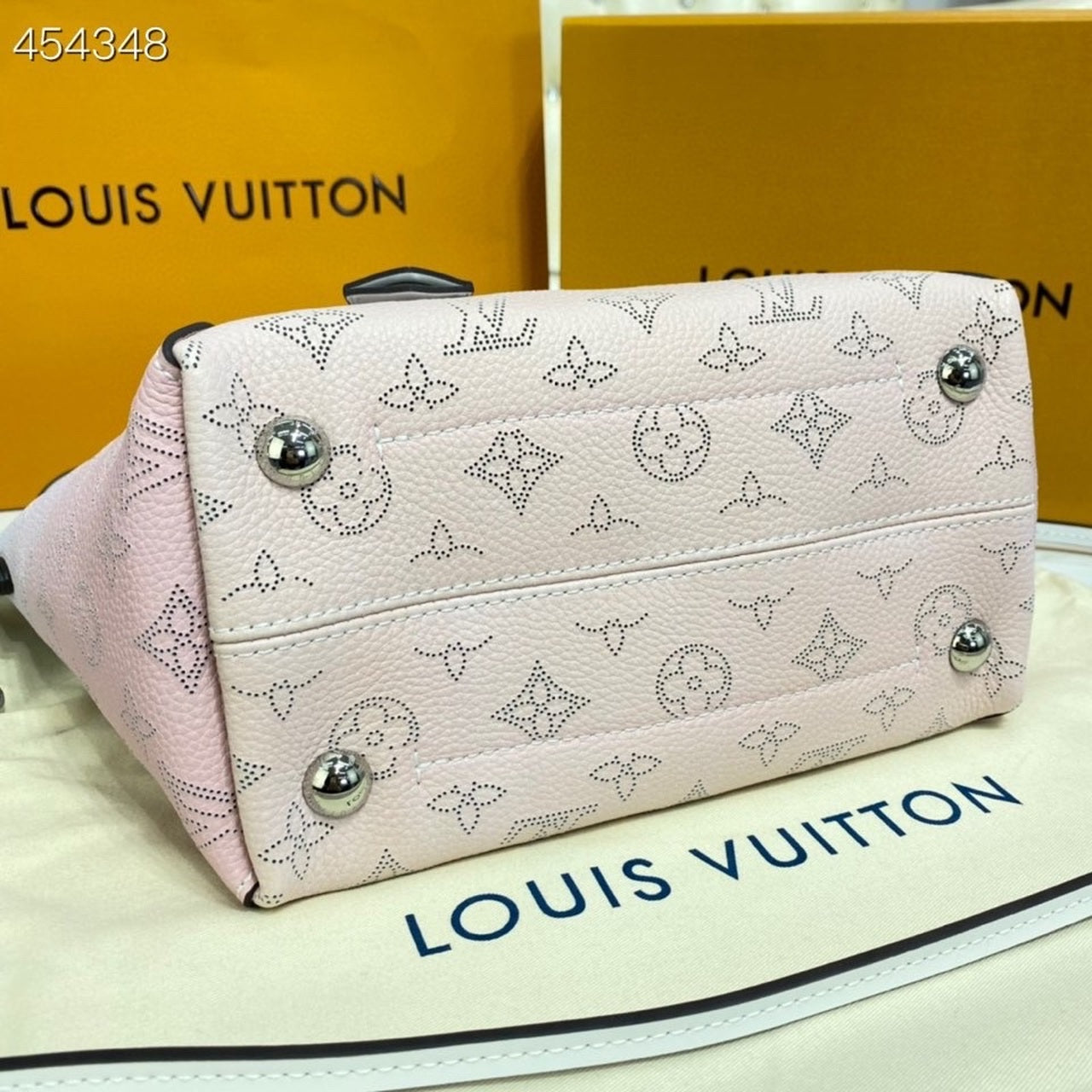 Louis Vuitton Hina PM Bag 22cm Mahina Calfskin Leather Spring/Summer