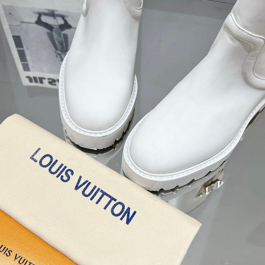 Premium  Louis Vuitton  BOOTS 014