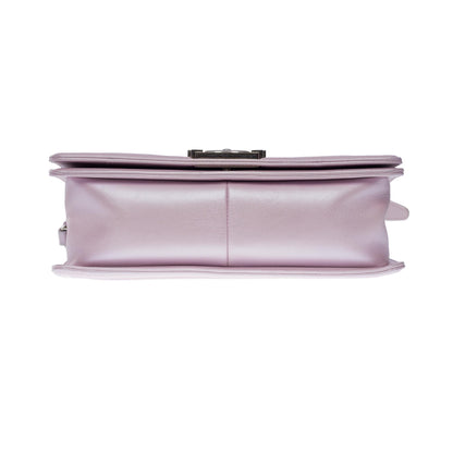 CHANEL Boy Old Medium shoulder bag in lilac quilted herringbone leather, SHW