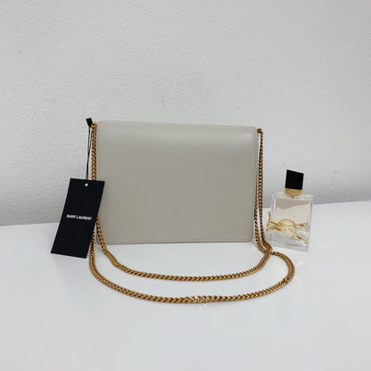 Yves Saint Laurent CASSANDRA BAG 532750B