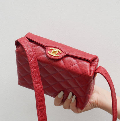 CHANEL 1991-1994 Red Caviar Shoulder Bag 92121