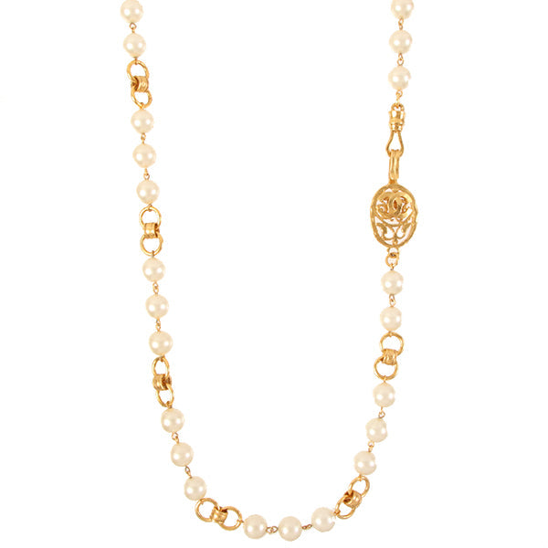 CHANEL Oval Cc Mark Plate Pearl Chain Long Necklace