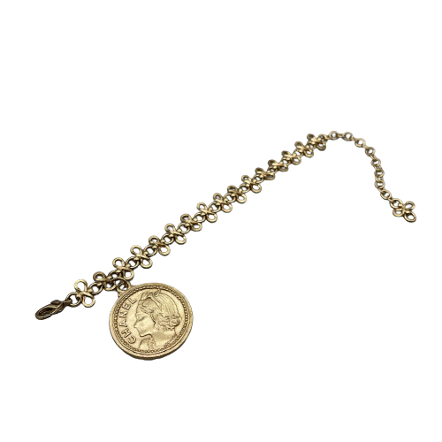 CHANEL - Vintage 03P Side Portrait '5' Medallion Chain Gold '' Bracelet