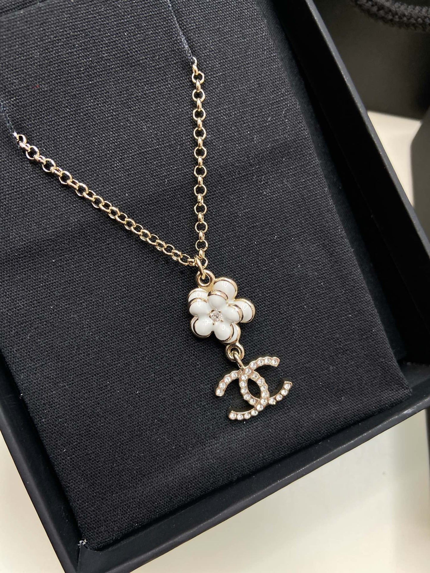 Chanel Necklace 020