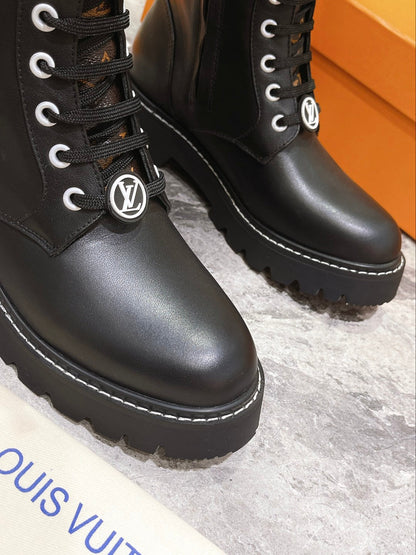 Premium  Louis Vuitton  BOOTS 040