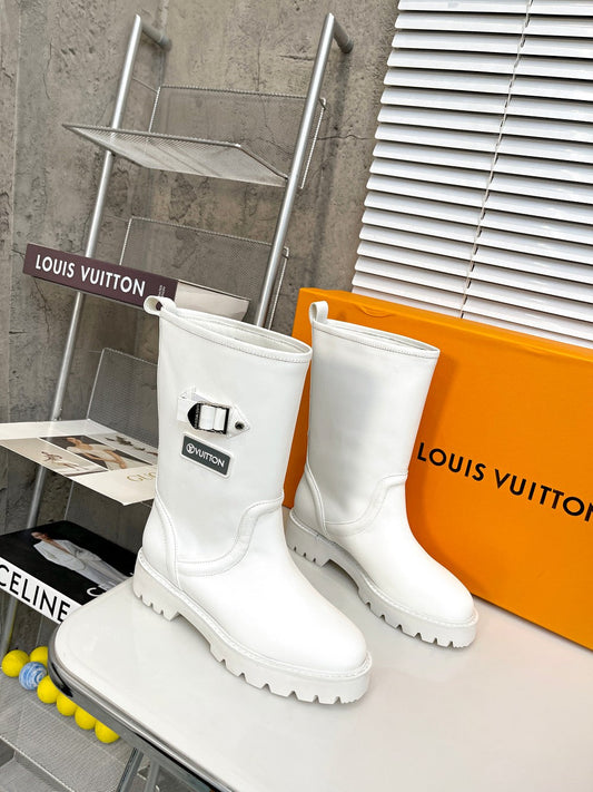 Premium  Louis Vuitton  BOOTS 021