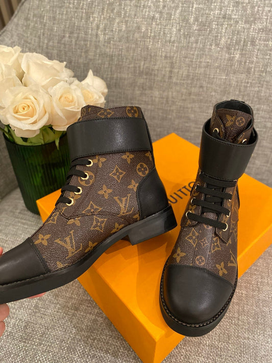 Premium  Louis Vuitton  BOOTS 051