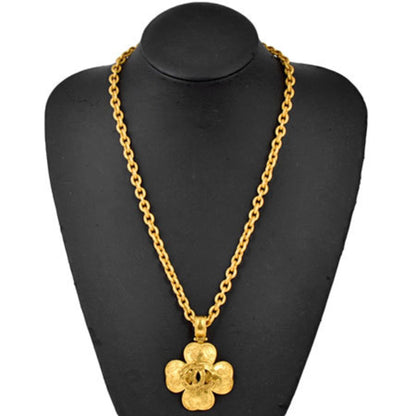 Chanel here mark clover necklace metal gold 96A