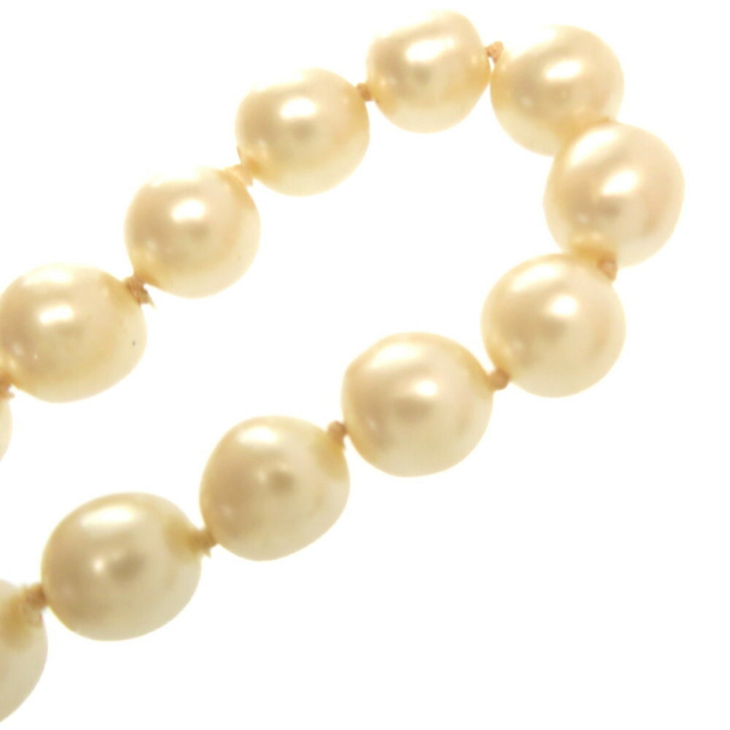 Chanel Coco Mark Turnlock Pearl Necklace Fake Gold Hardware Accessories Vintage