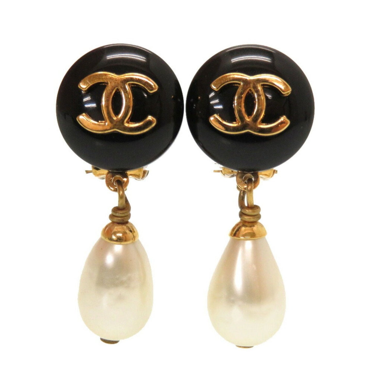 Chanel Vintage 96P Fake Pearl Plastic Black Coco Mark Gold Earrings Accessories