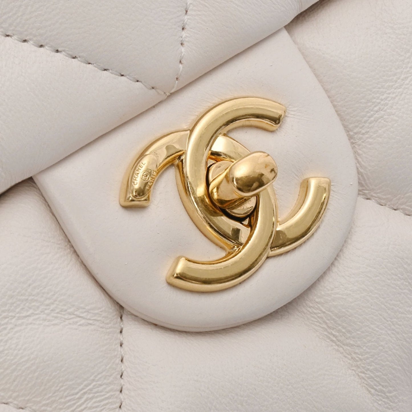 CHANEL 19 Chain Shoulder White Ladies Lambskin Handbag