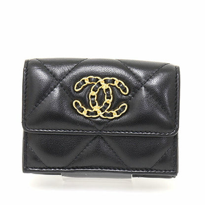 CHANEL 19 Small Flap Wallet Lambskin Black Red Gold Metal Fittings AP1789 Trifold Dizeneuf Matrasse Cocomark Rope Design 30s