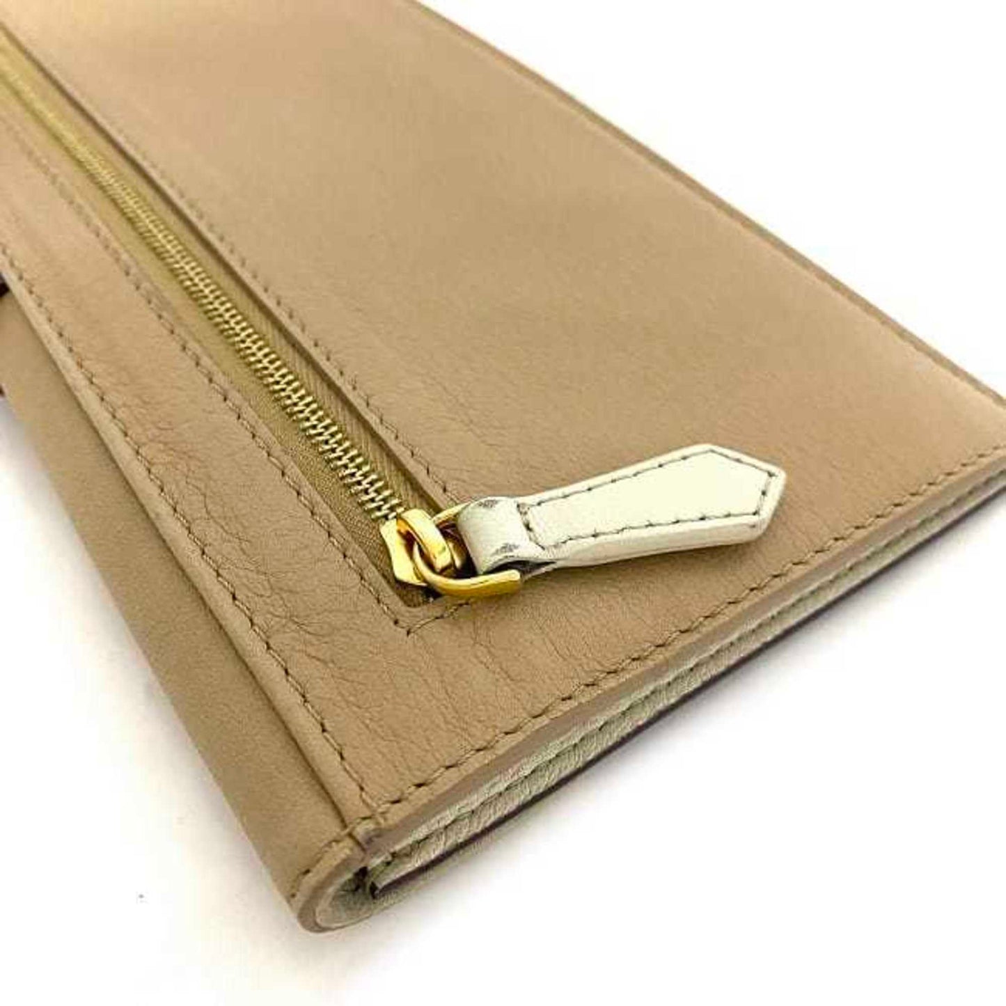 FENDI Bifold Long Wallet White Beige Wine Red Chameleon 8M0283 Patent Leather  Flap Clutch Bag Belt Women's