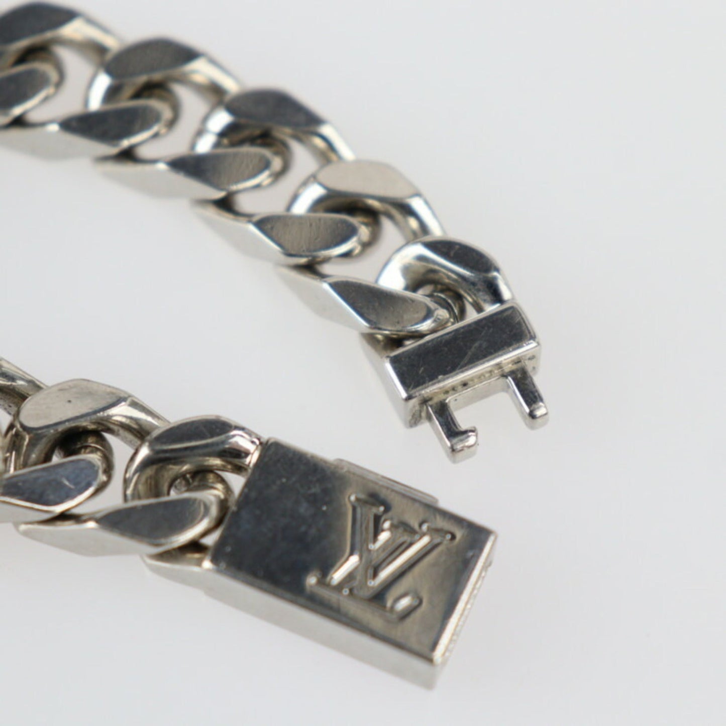 Louis Vuitton chain bracelet monogram M00269 metal silver