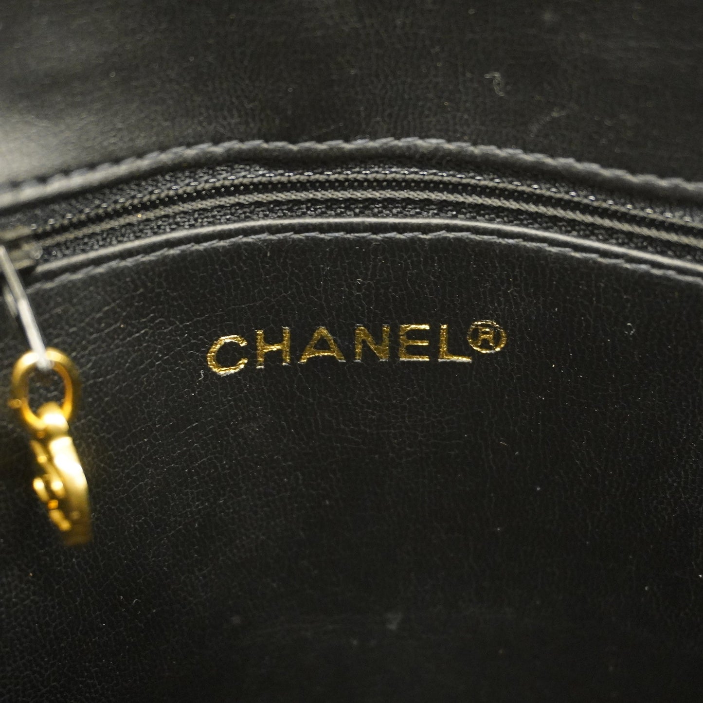 CHANEL   Matelasse Chain Shoulder With Fringes Leather Shoulder Bag Black