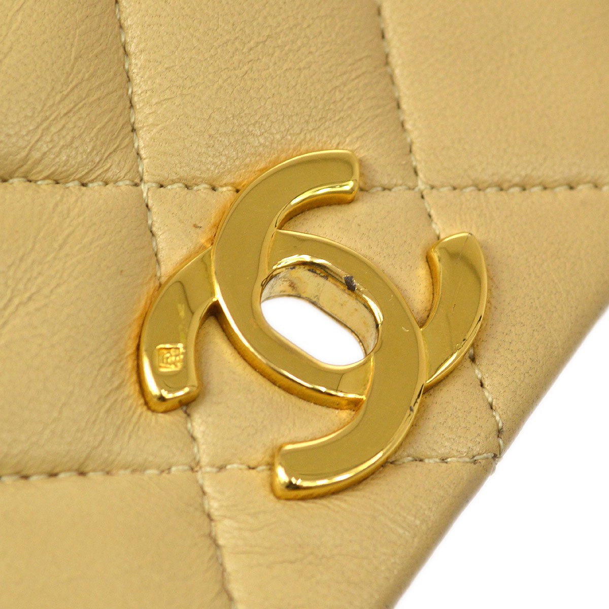 CHANEL 1989-1991 Turnlock Full Flap Small Beige Lambskin 60396