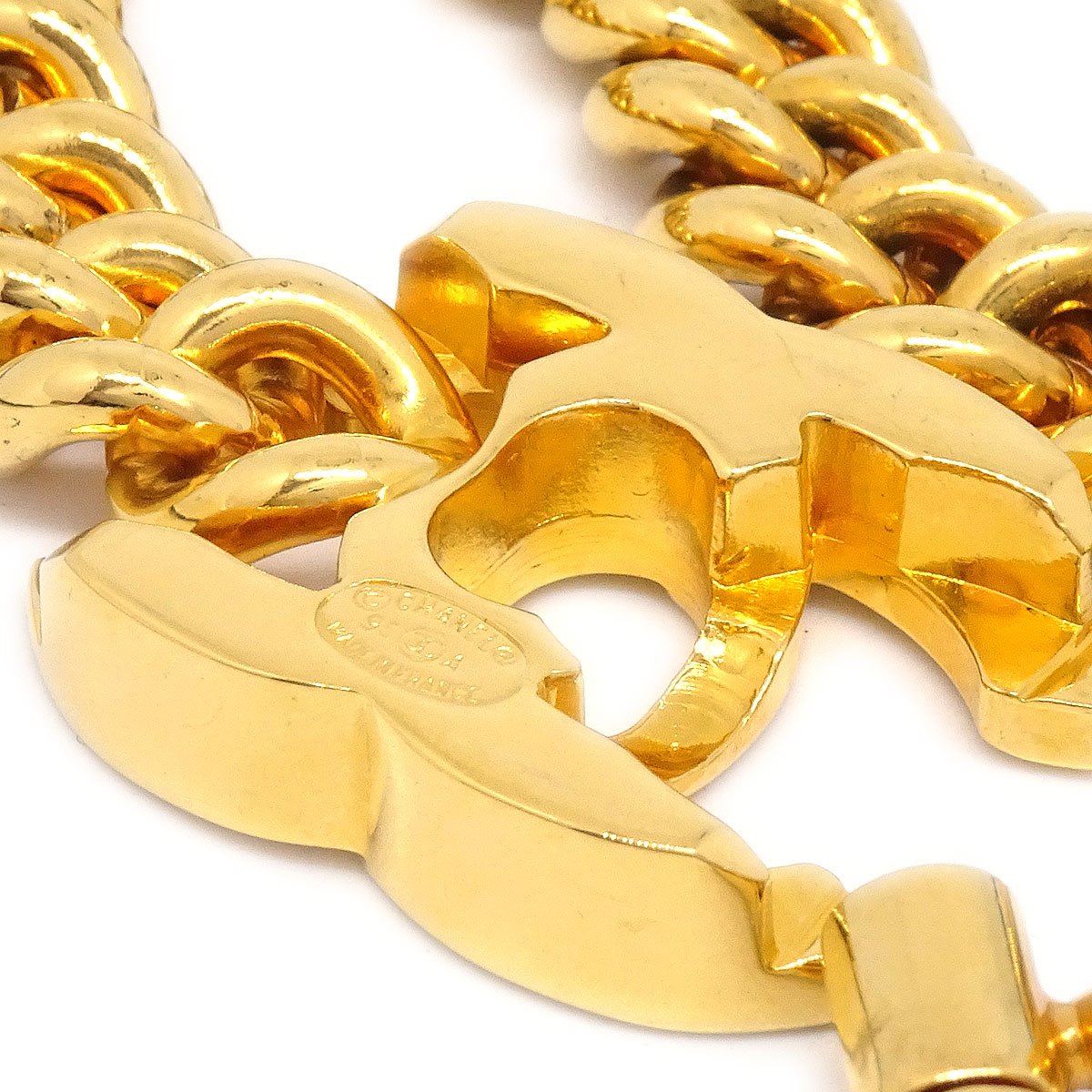 CHANEL 1995 Turnlock Bracelet Gold 70610