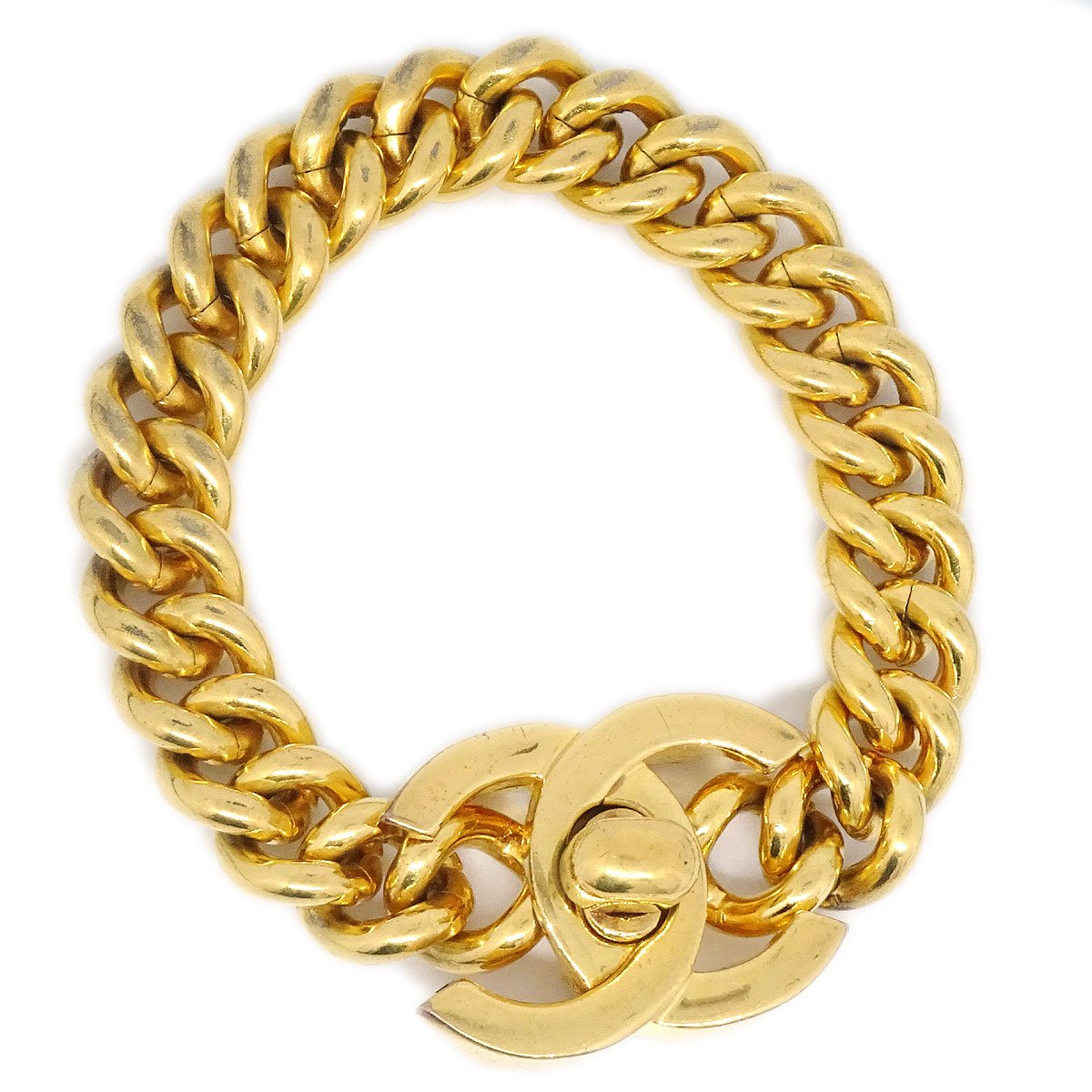 CHANEL 1996 Gold CC Turnlock Bracelet AK31619c