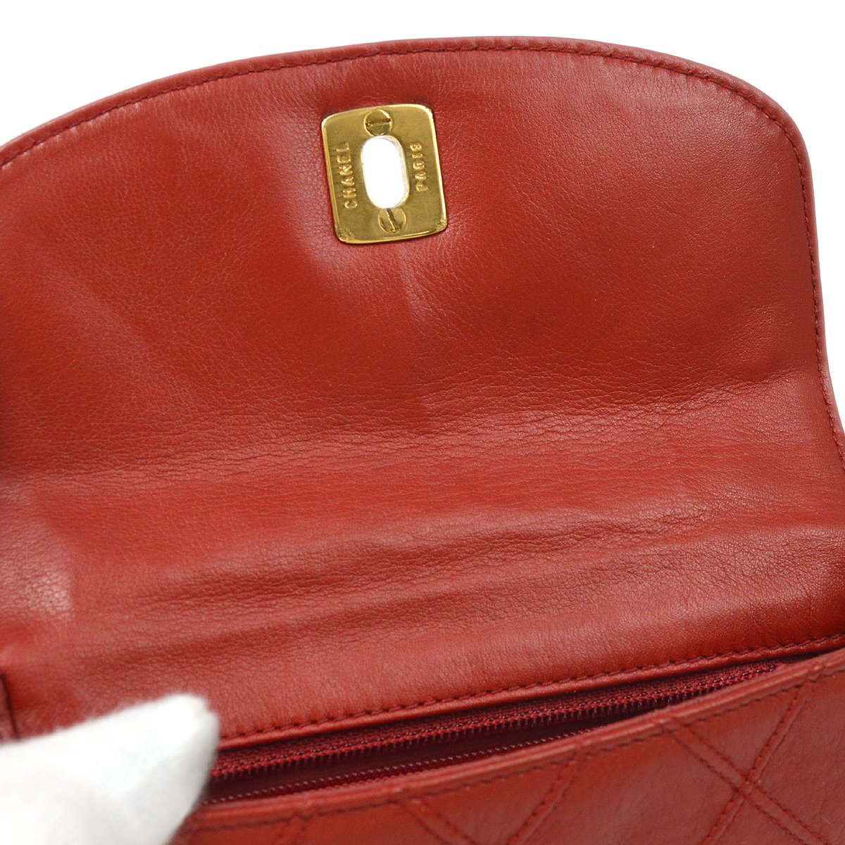 CHANEL★ 1980's Red Lambskin Cosmoline Belt Bag #75 AK31381c