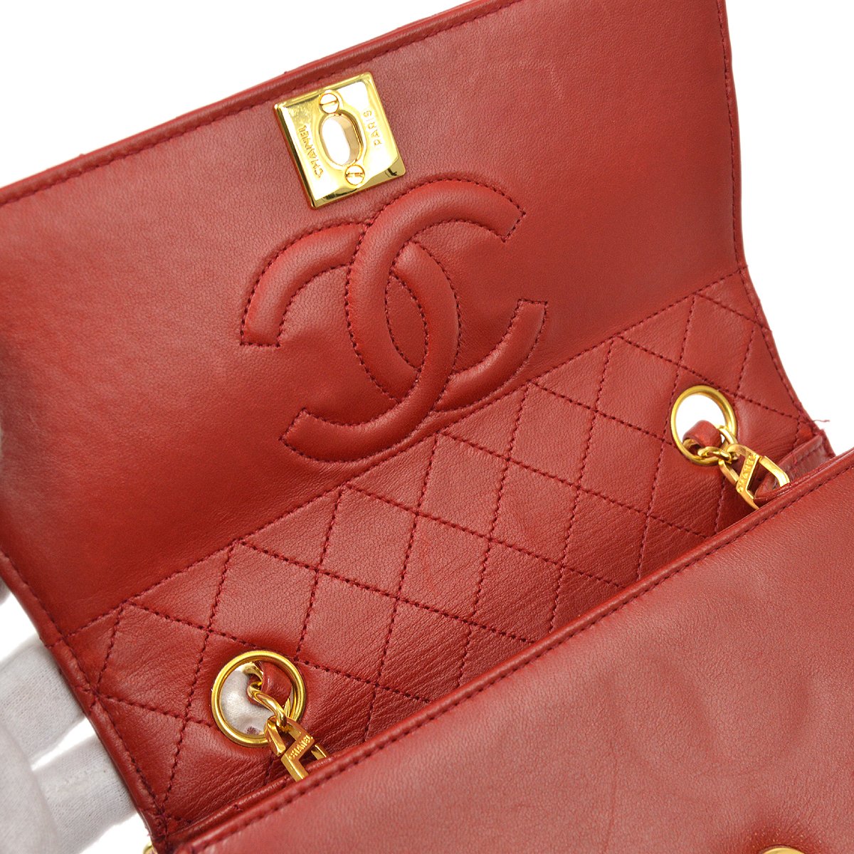 CHANEL 1989-1991 Red Lambskin Trapezoid Shoulder Bag & Pouch Set 61405