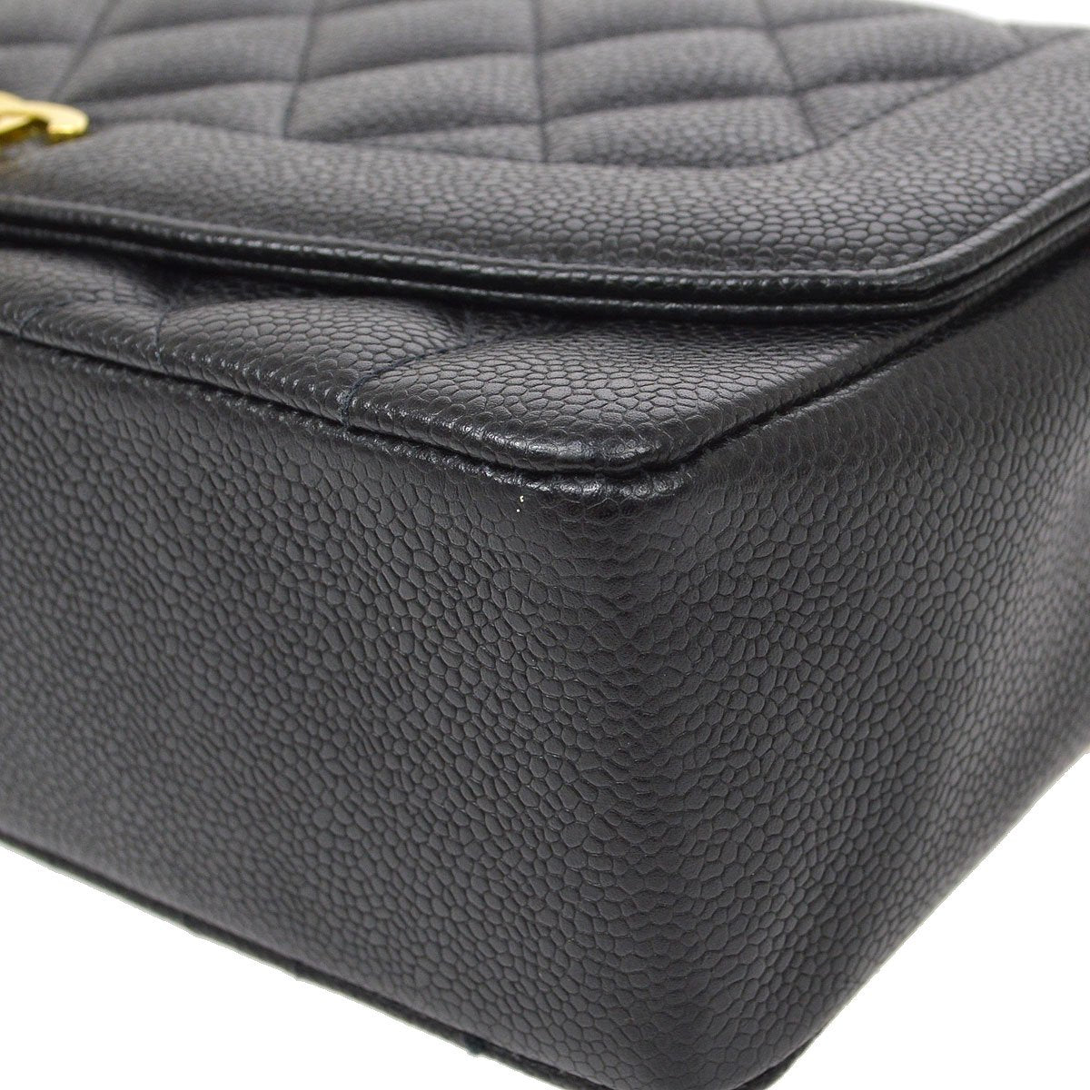 CHANEL  Black Caviar Diana Medium 92117