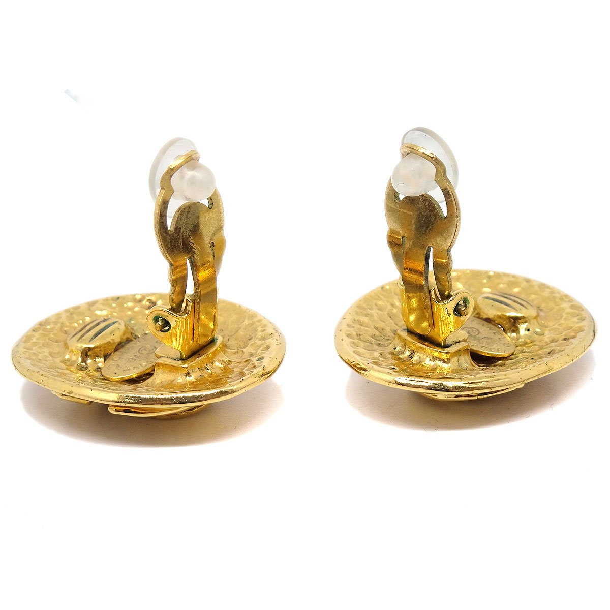 CHANEL 1994 Oval Earrings Gold Small AK38337d