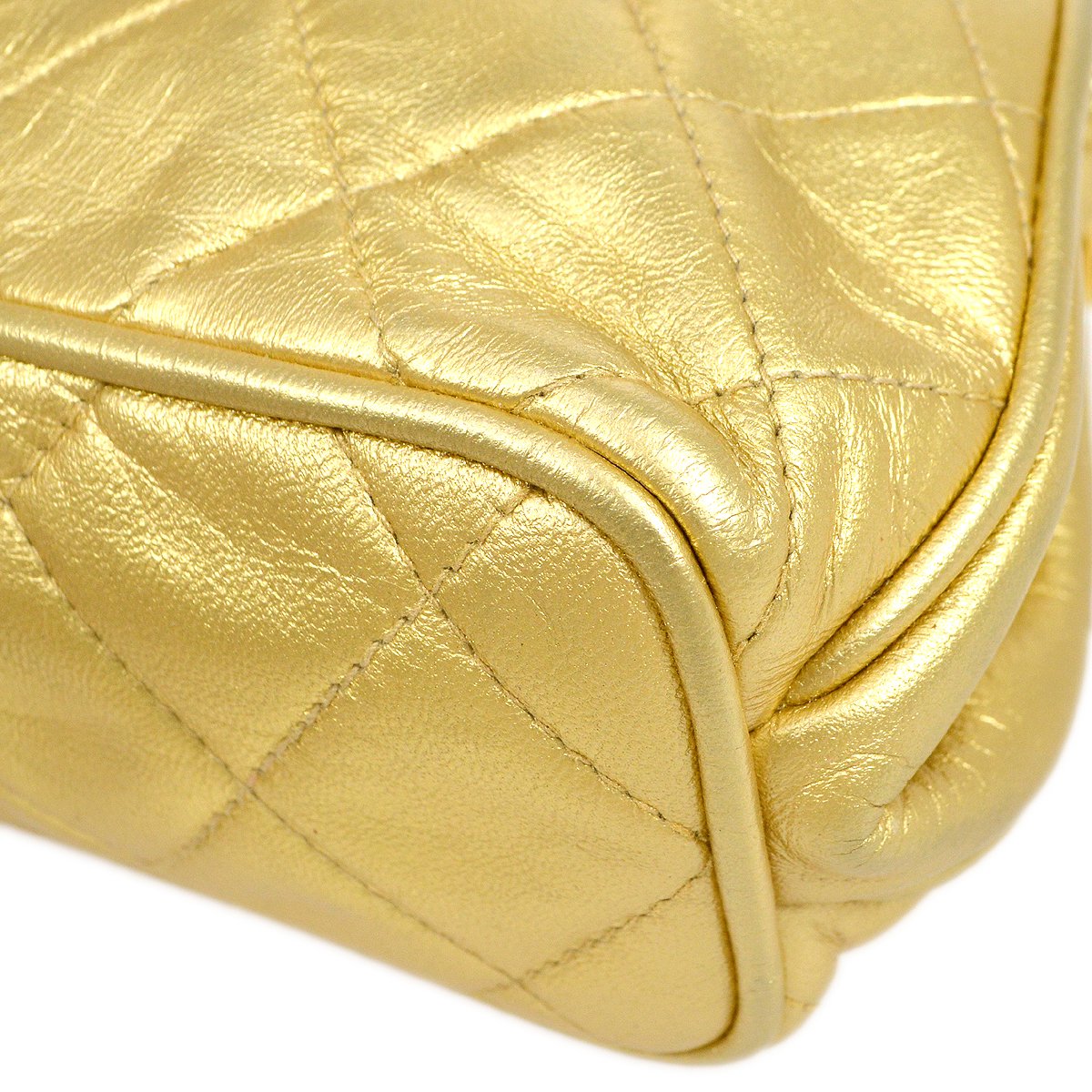 CHANEL 1989-1991 Gold Lambskin Quilted Pochette JT07220c