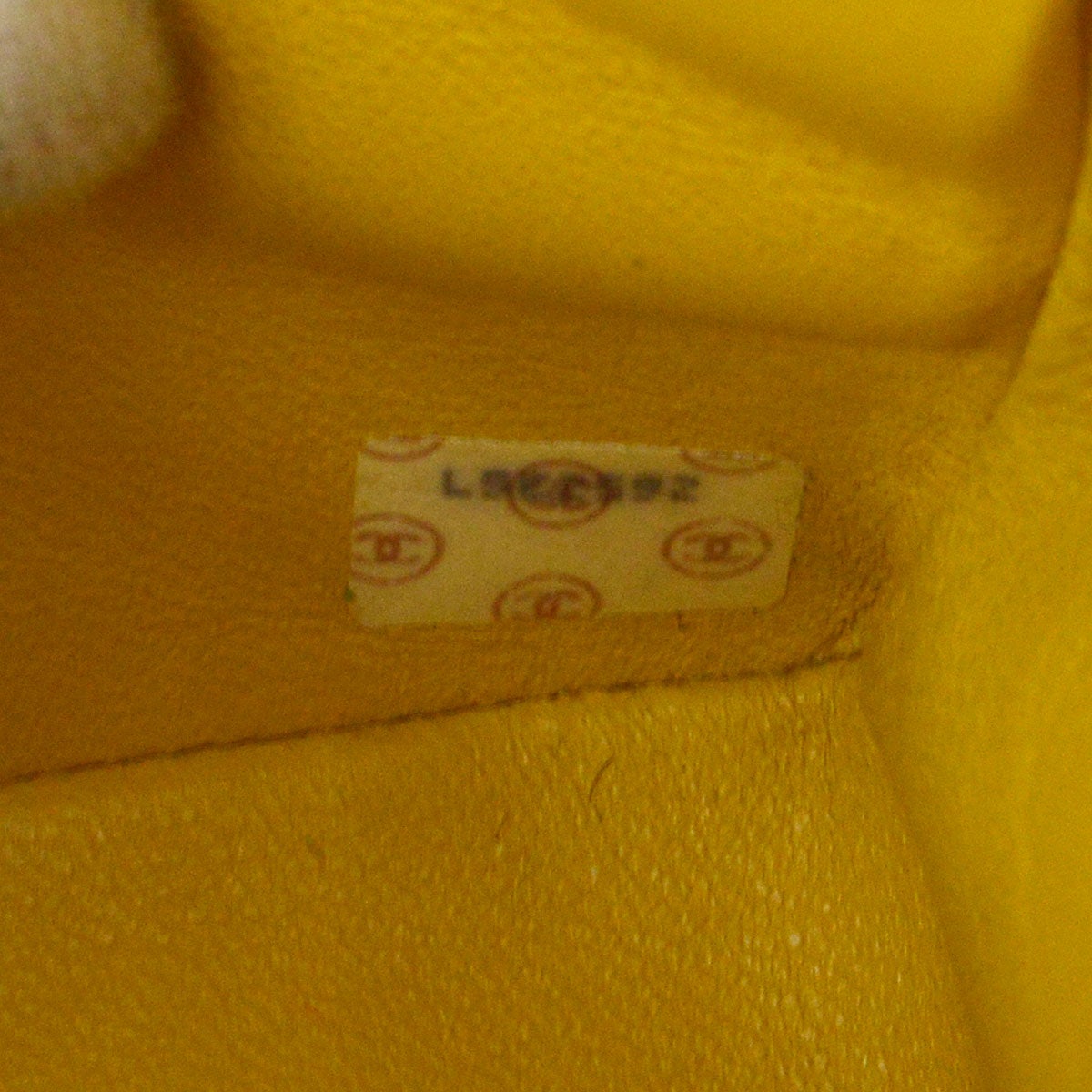 CHANEL 1991-1994 Diana Flap Medium Yellow Linen 51912