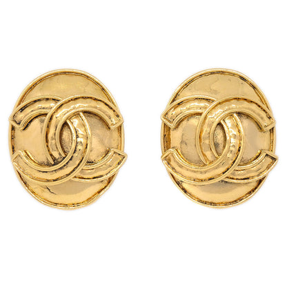 CHANEL 1994 Oval Earrings Clip-On Gold Medium AK35545j