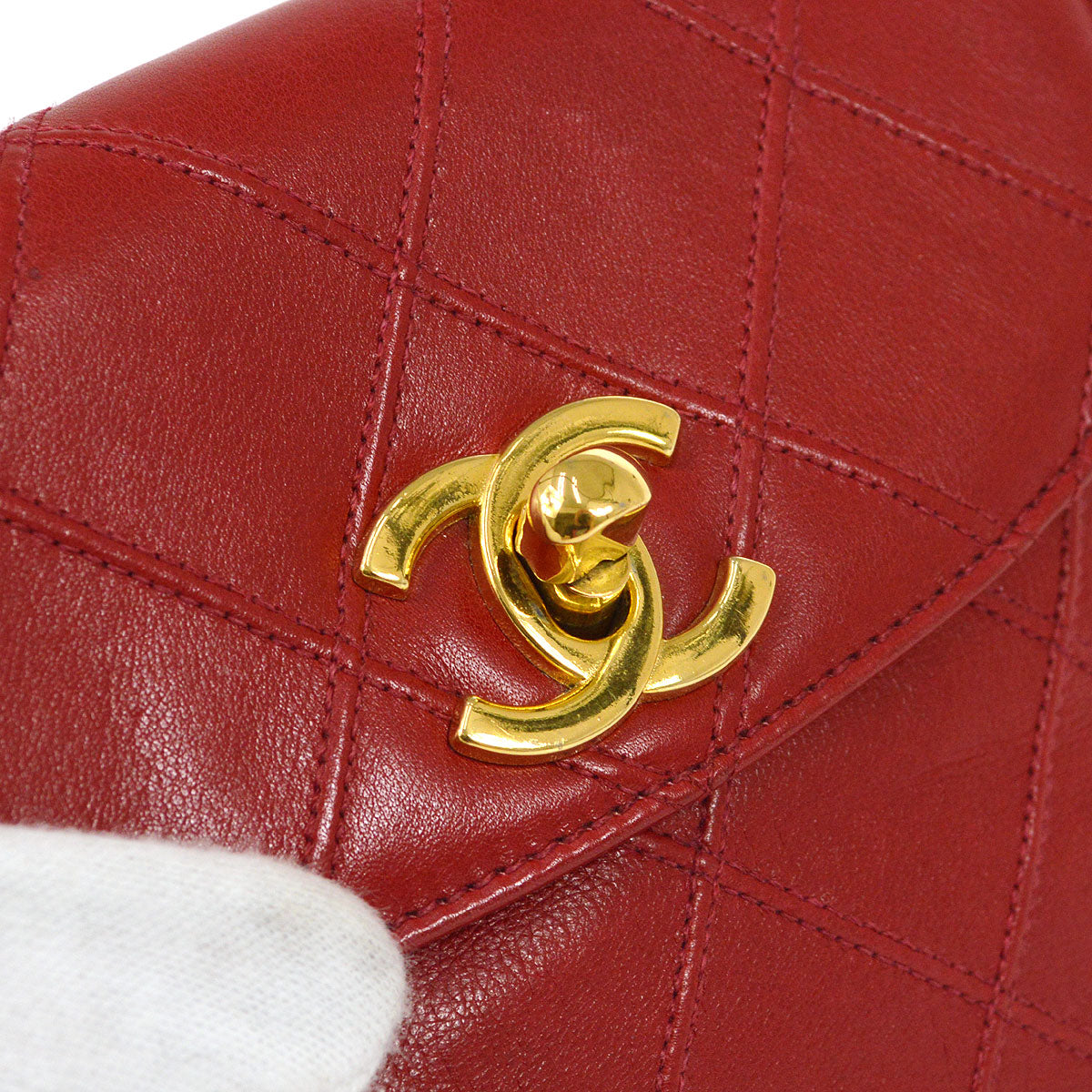 CHANEL 1991-1994 Red Lambskin Cosmoline Belt Bag #70 01308