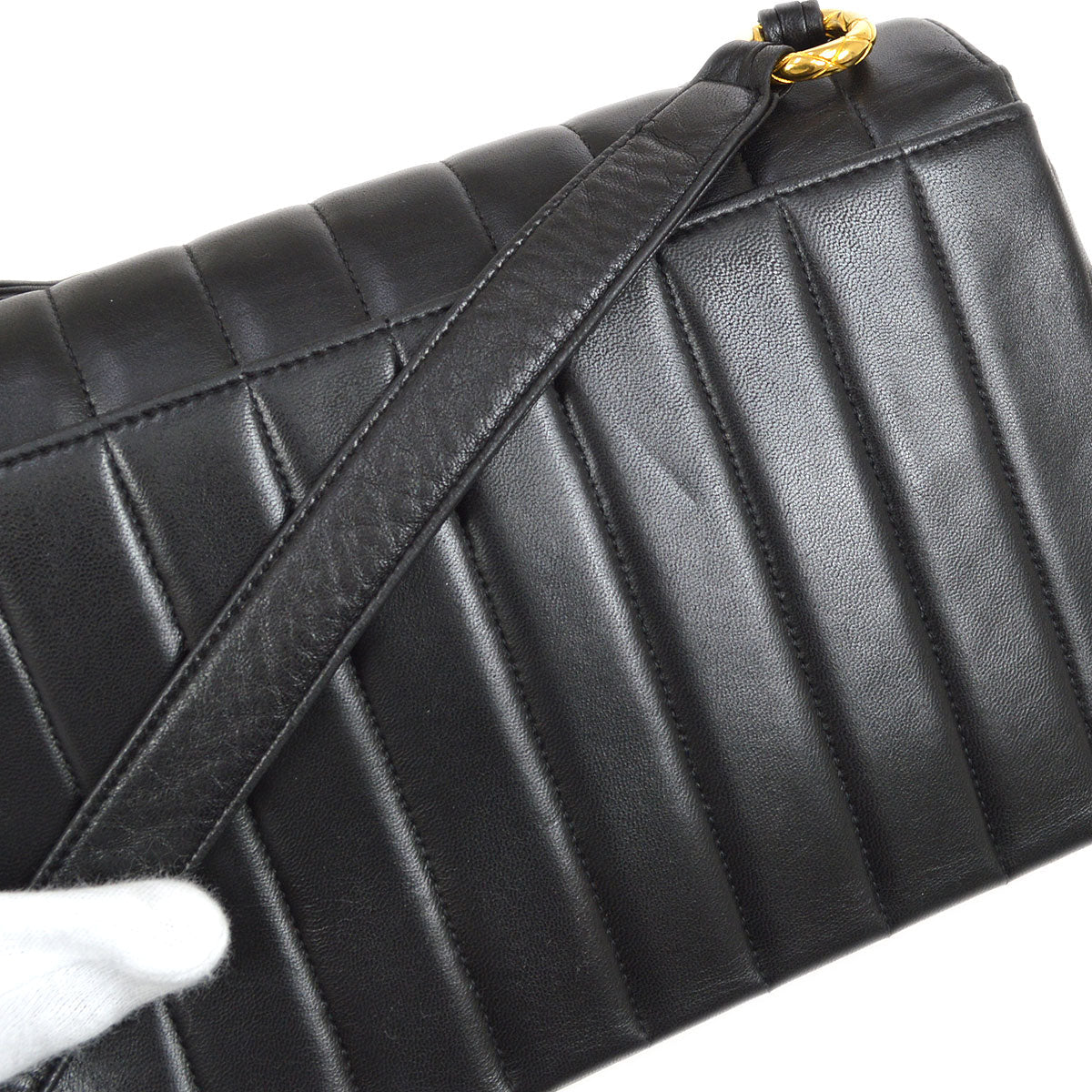 CHANEL 1991-1994 Vertical Round Border Flap Shoulder Bag Small Black Lambskin 45618