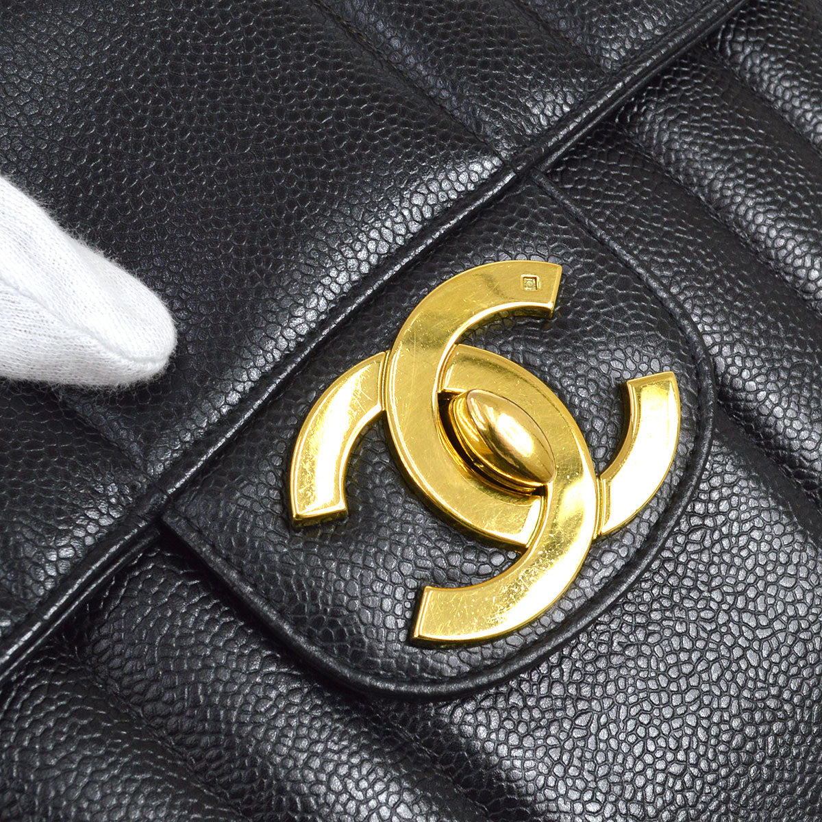 CHANEL 1991-1994 Jumbo Vertical Classic Flap 55079