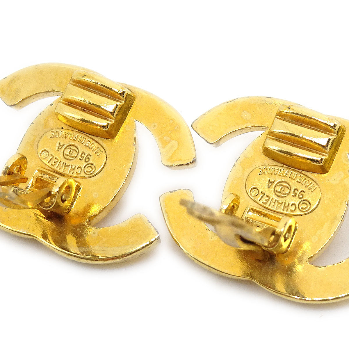 CHANEL 1995 CC Turnlock Earrings Gold AK35514k