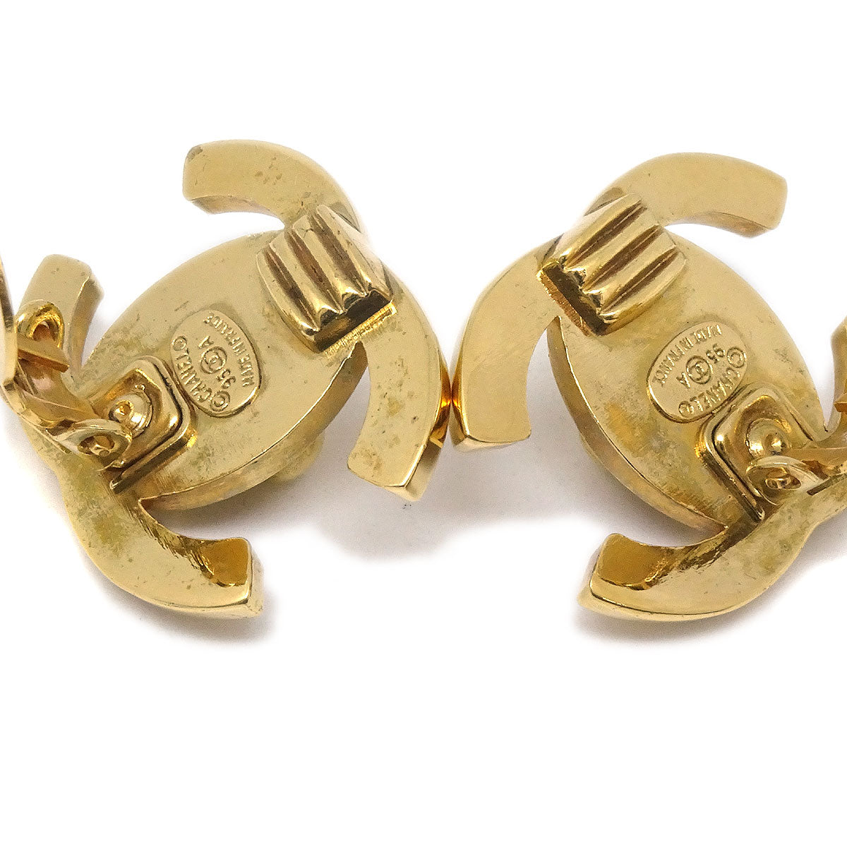 CHANEL Turnlock Earrings Clip-On Gold 95A 27347