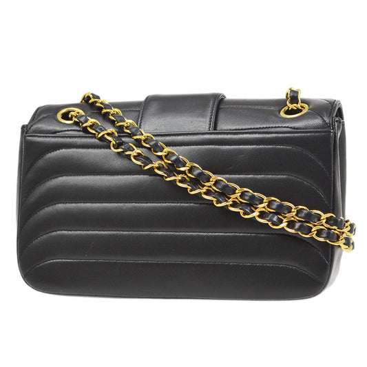 CHANEL 1991-1994 Horizontal Flap Small Black Lambskin