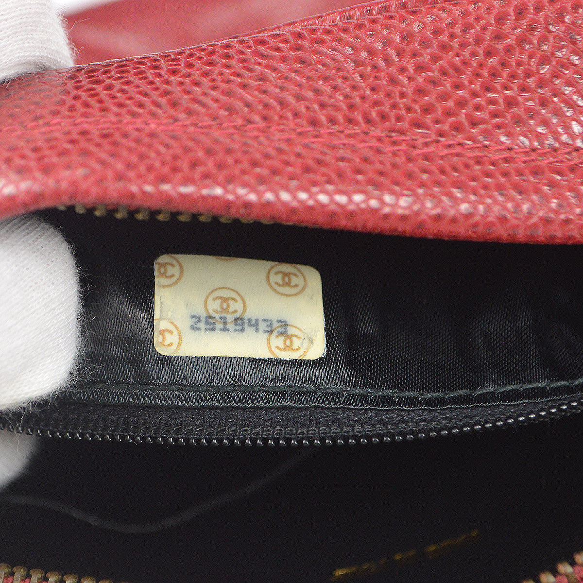 CHANEL 1991-1994 Chevron Pocket Camera Bag Mini Red Caviar 66835