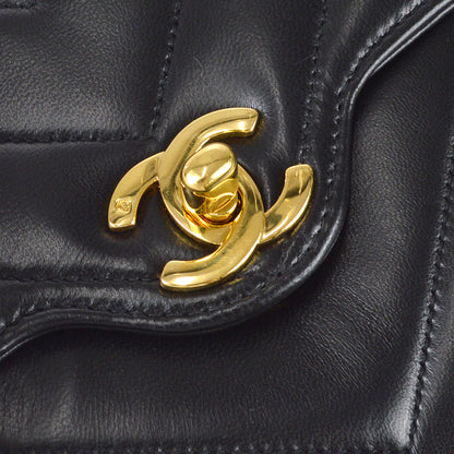 CHANEL  Chevron Flap Medium Lambskin Black 97435