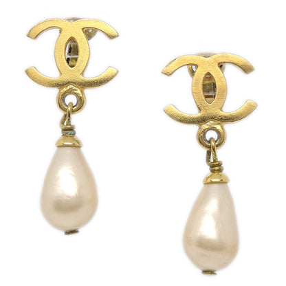 CHANEL Artificial Pearl Shaking Earrings Gold Clip-On 95P 68027