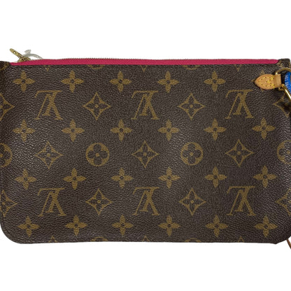 Wristlet Luxury Designer By Louis Vuitton  Size: Medium