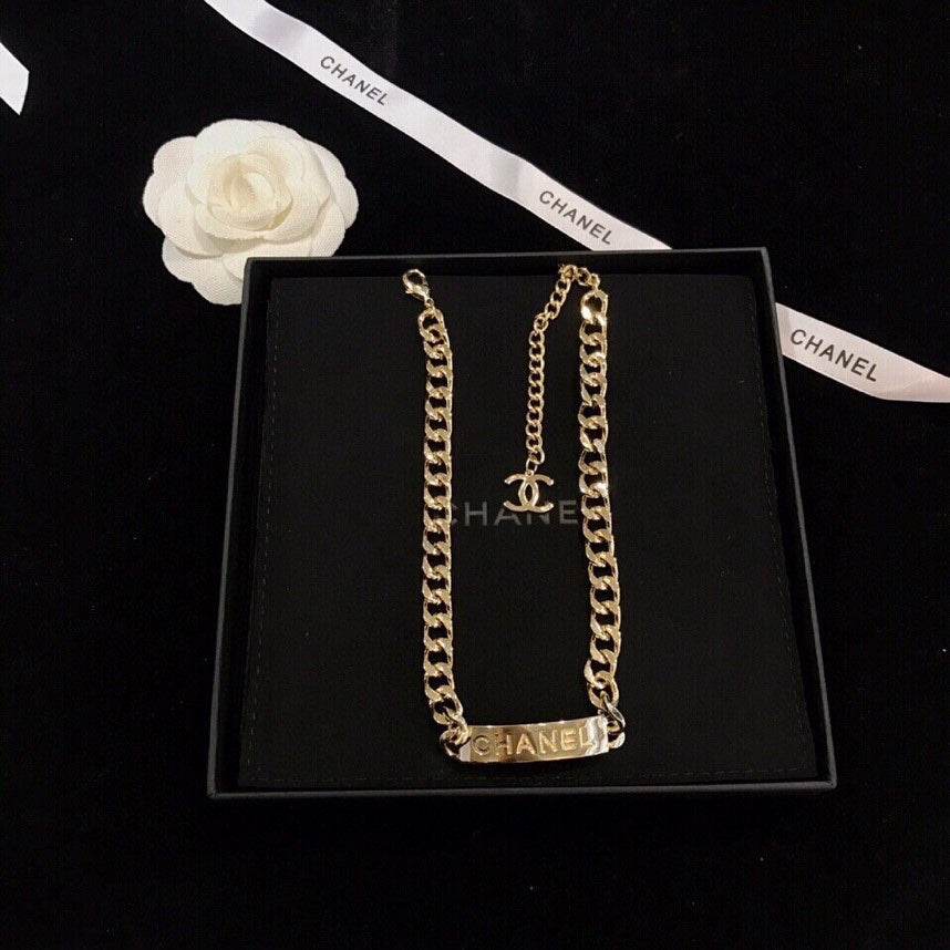 Chanel Necklace 018