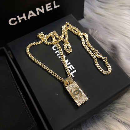 Lux Necklace Chanel 049