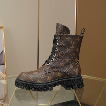 Premium  Louis Vuitton  BOOTS 039