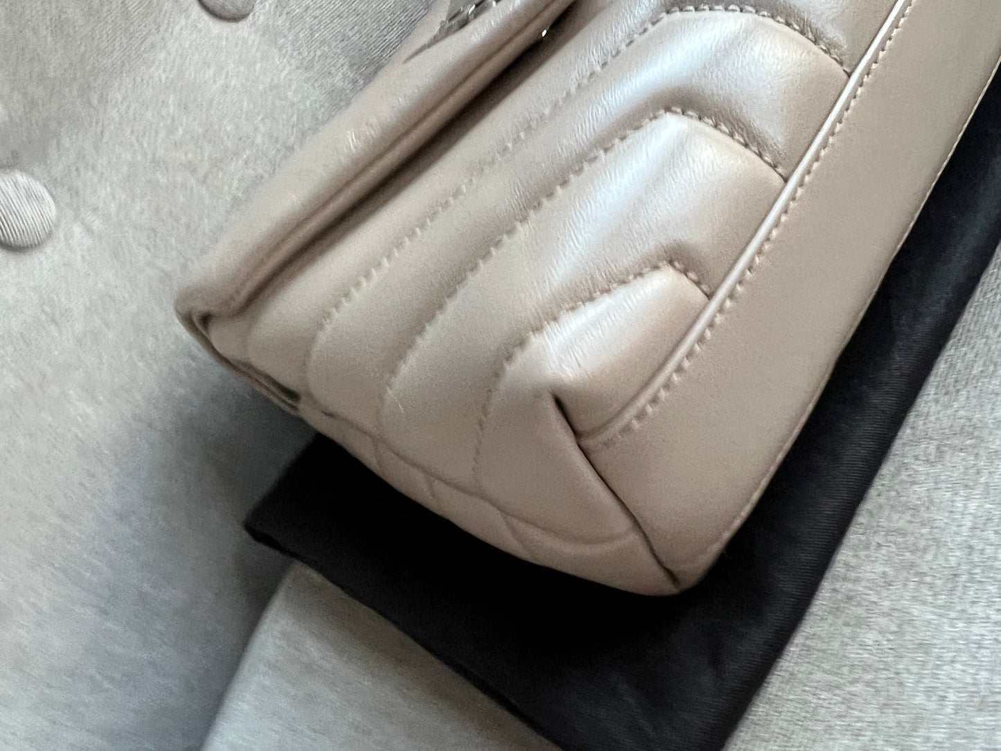 Yves Saint Laurent (YSL) Beige Toy Lou