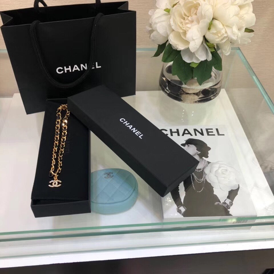 Lux Necklace Chanel 051