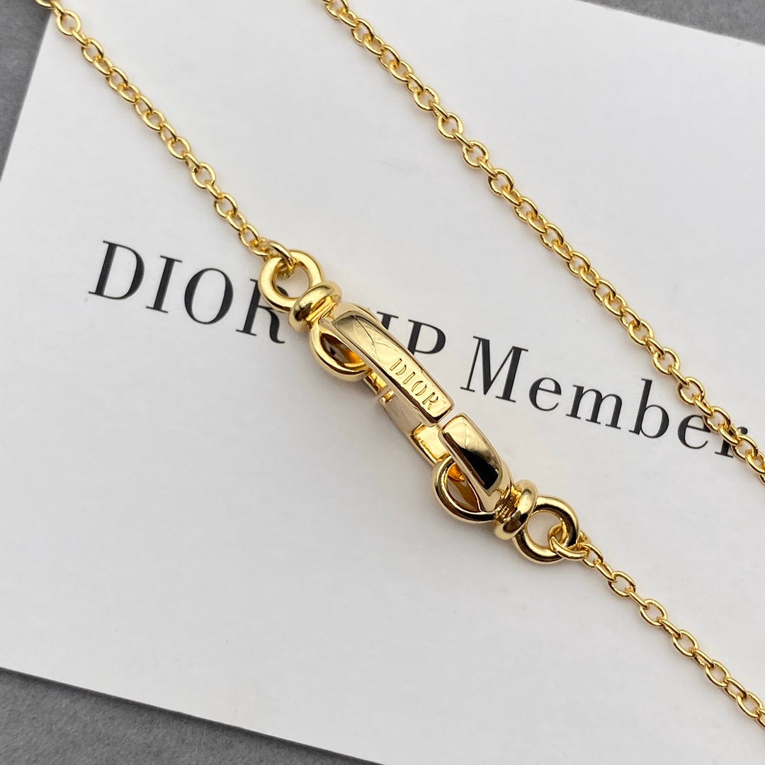 Christian Dior Necklace 008